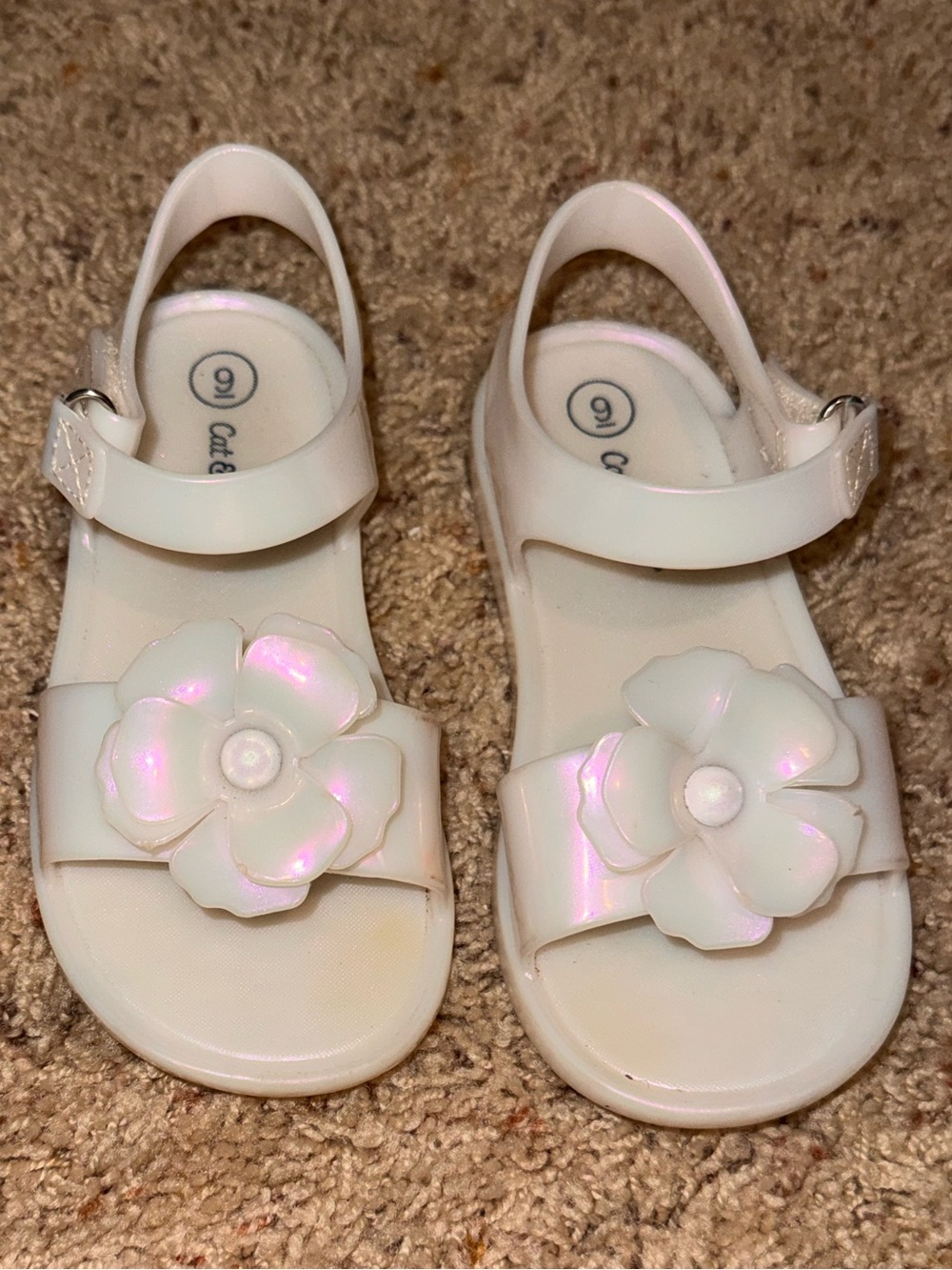 Cat & Jack Pearlescent White Flower Sandals